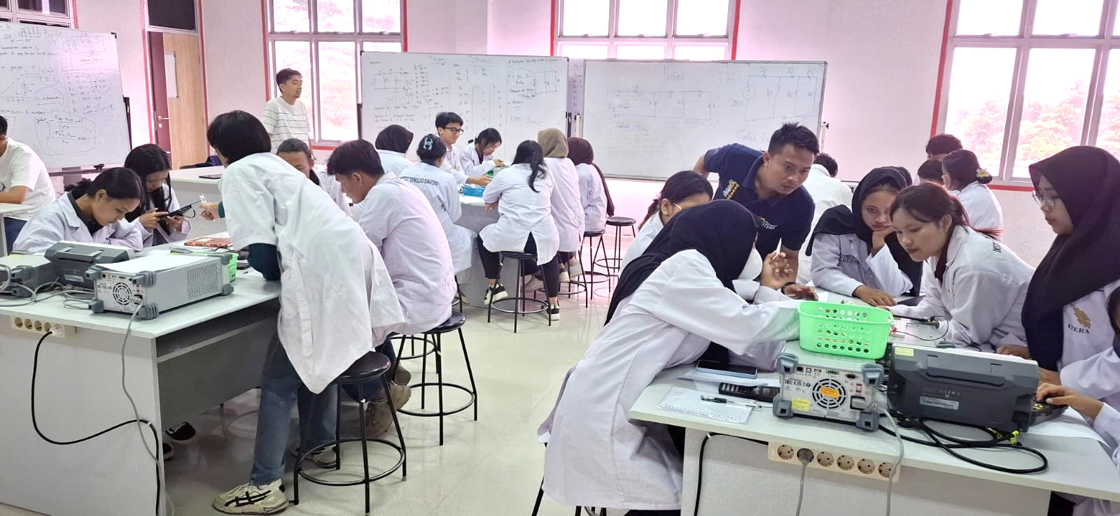 Laboratorium Elektronika